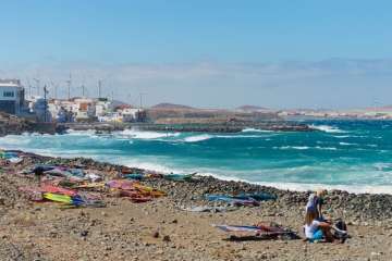 Volando sobre las olas (Foto Antonio Rico)
